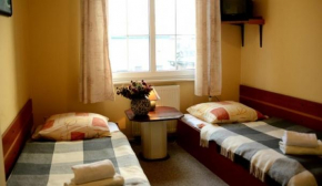 Гостиница Hotelik przy Bramie  Лидзбарк Варм